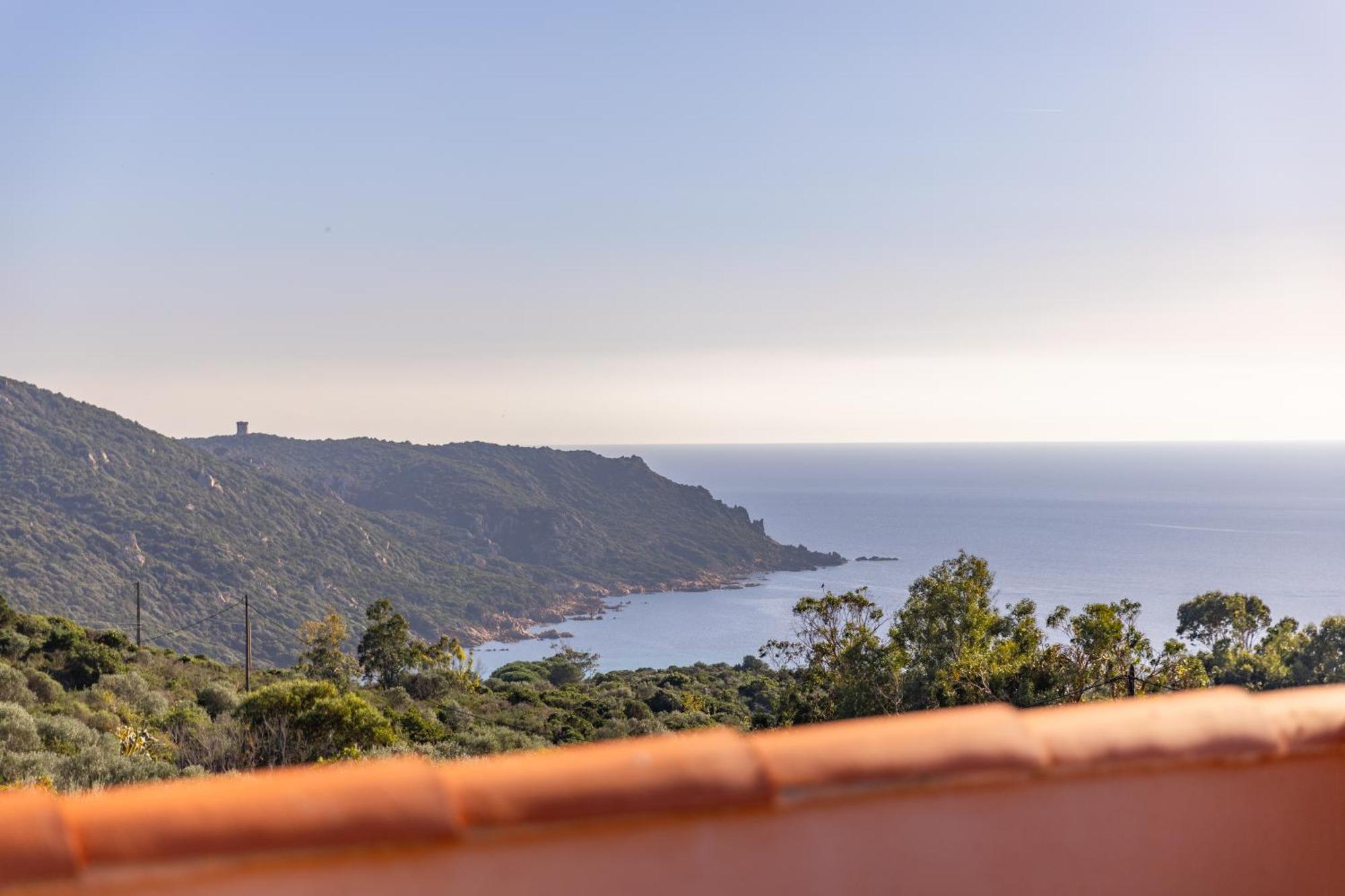 Villa La Ronde Des Soleils Coti-Chiavari  Buitenkant foto